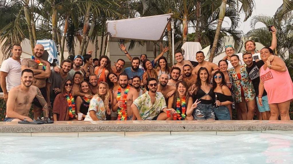 Foto de 'familia' de los profesionales desplazados a Honduras para hacer realidad 'SV'.