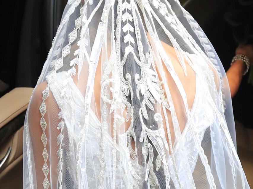 Detalle del velo de Pilar Rubio.