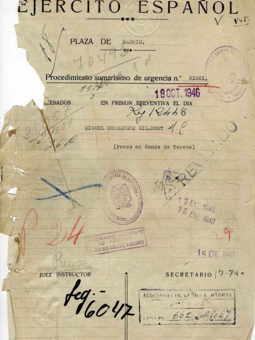 Primera página del consejo de guerra a Miguel Hernández.