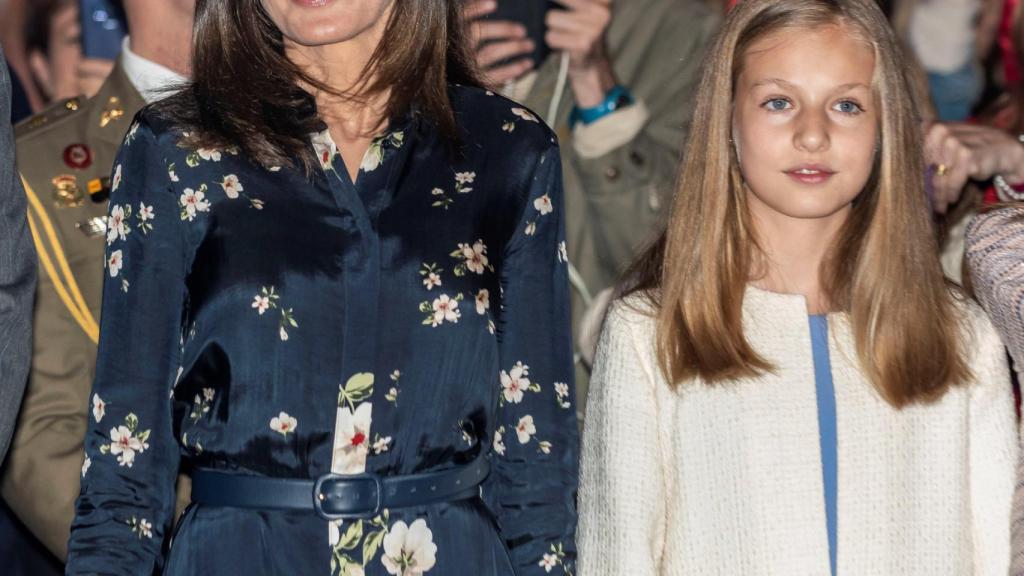 'Letizia I de España' y la Princesa Leonor, quien se convertirá en verdadera reina