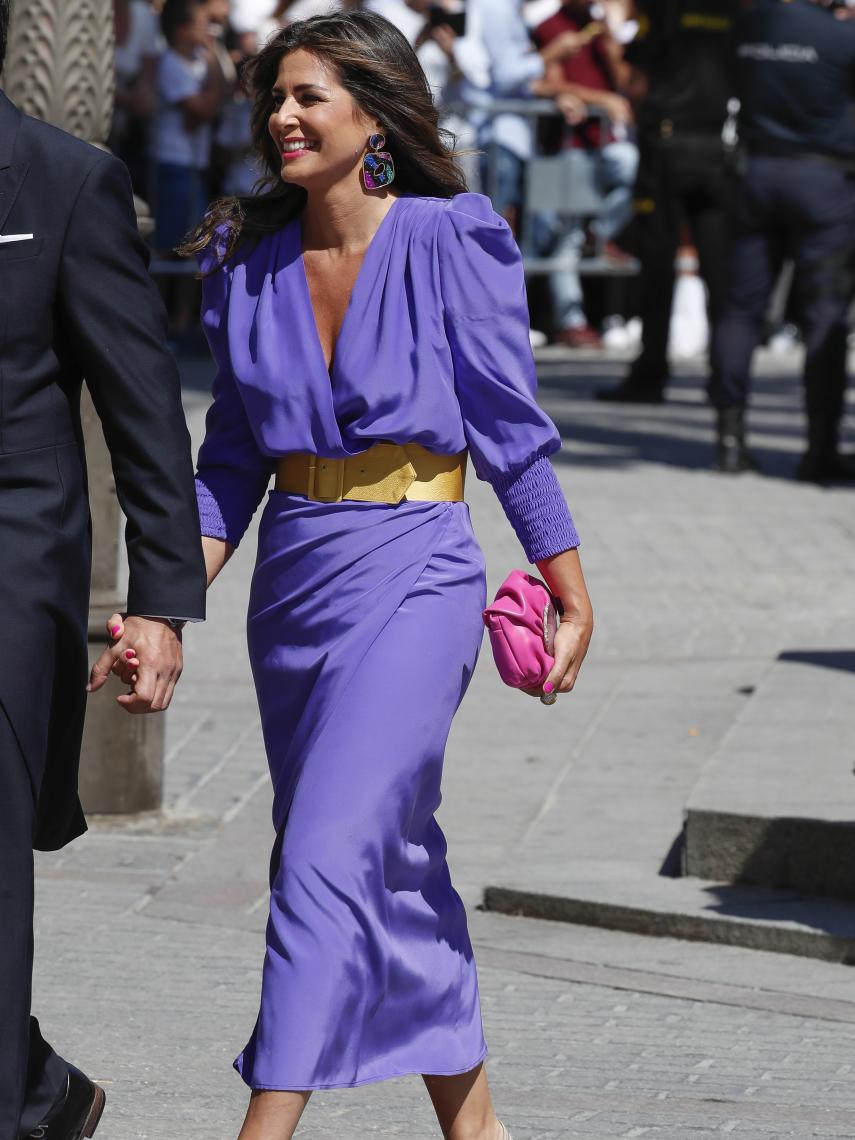 Nuria Roca ha conseguido agotar las existencias del conjunto que lució en la boda del sábado.