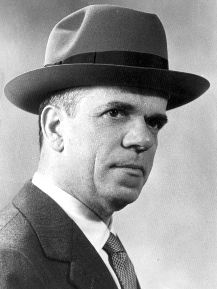 Esteban Salazar Chapela.