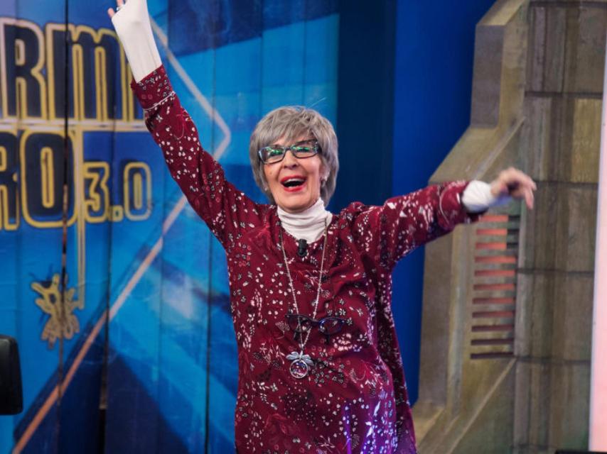 Concha Velasco bailó su mítico tema 'Chica ye-ye'.