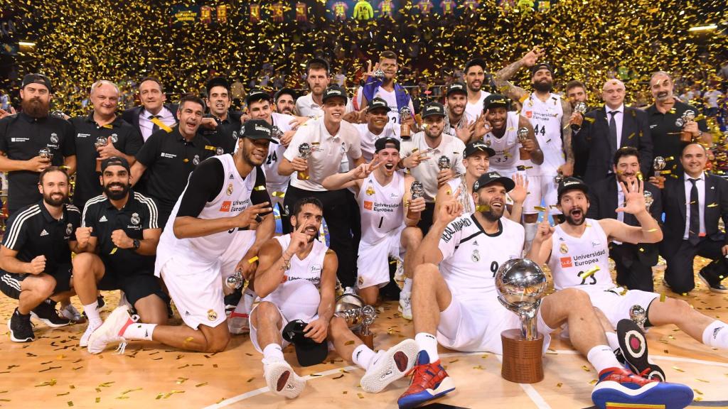 El Real Madrid con su Liga ACB número 35