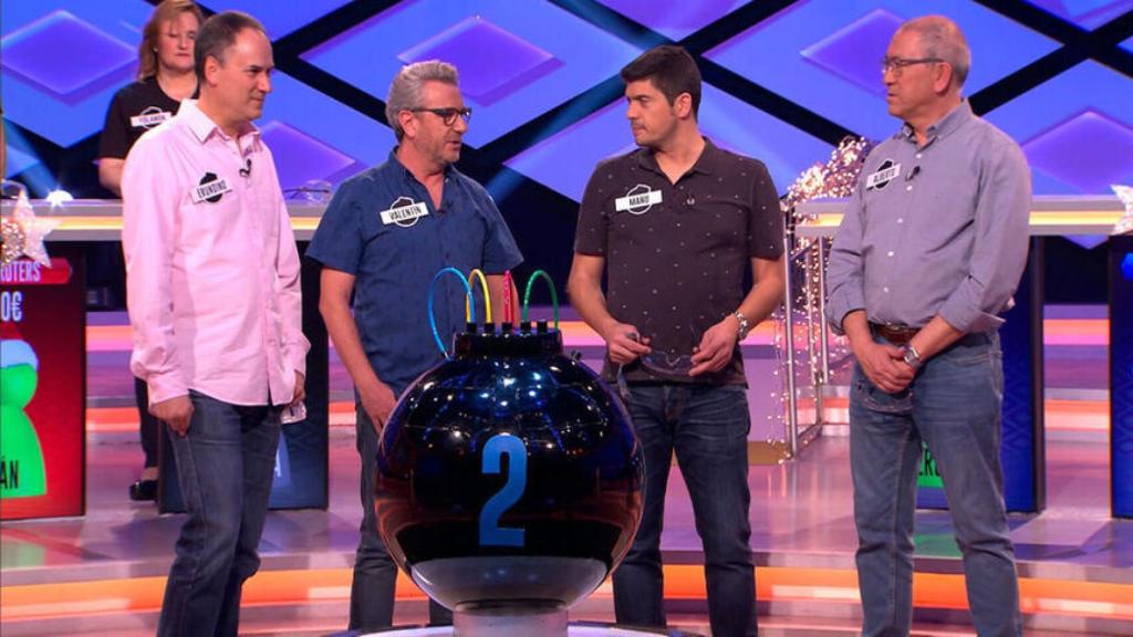 Los concursantes de '¡Boom!' haciendo historia.