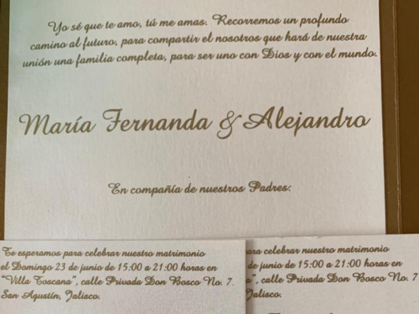 Las invitaciones a la celebración, a la que nunca llegaron a acudir. Foto: Twitter.