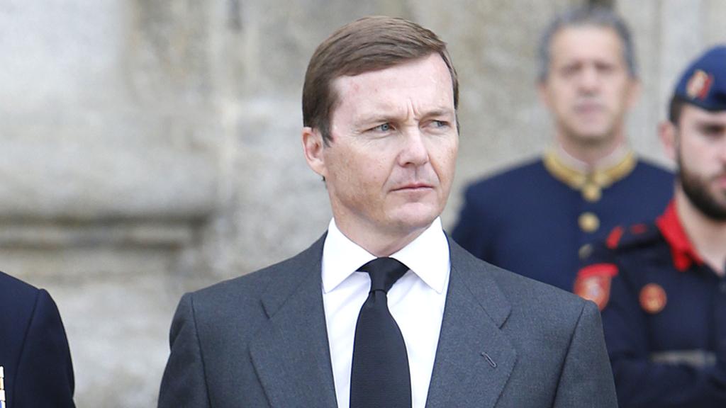 Pedro de Borbón-Dos Sicilias y Orleans, primo de Felipe VI, ha llegado a un acuerdo judicial con exempleada que lo estafó.