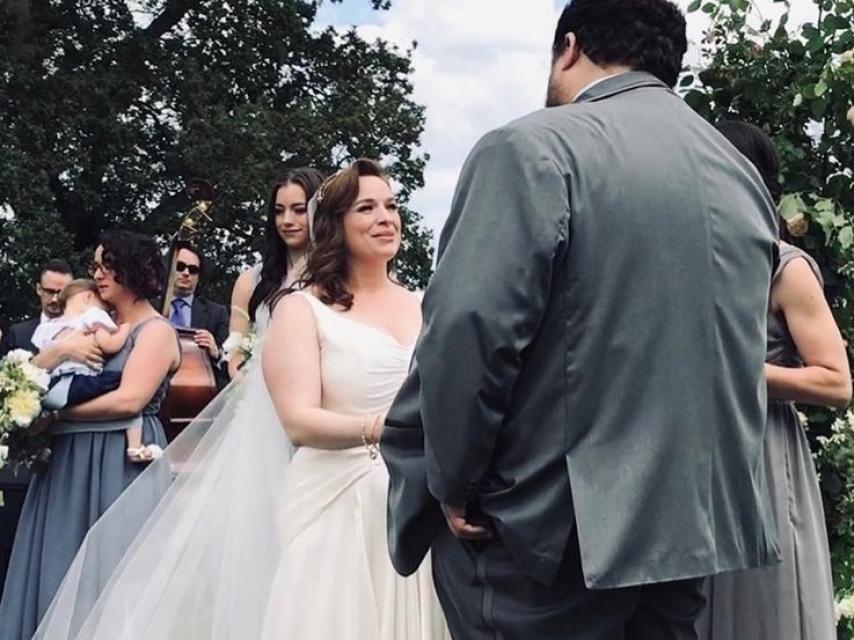 Rebecca Birdsall y Jorge García segundos antes de darse el 'sí, quiero'.