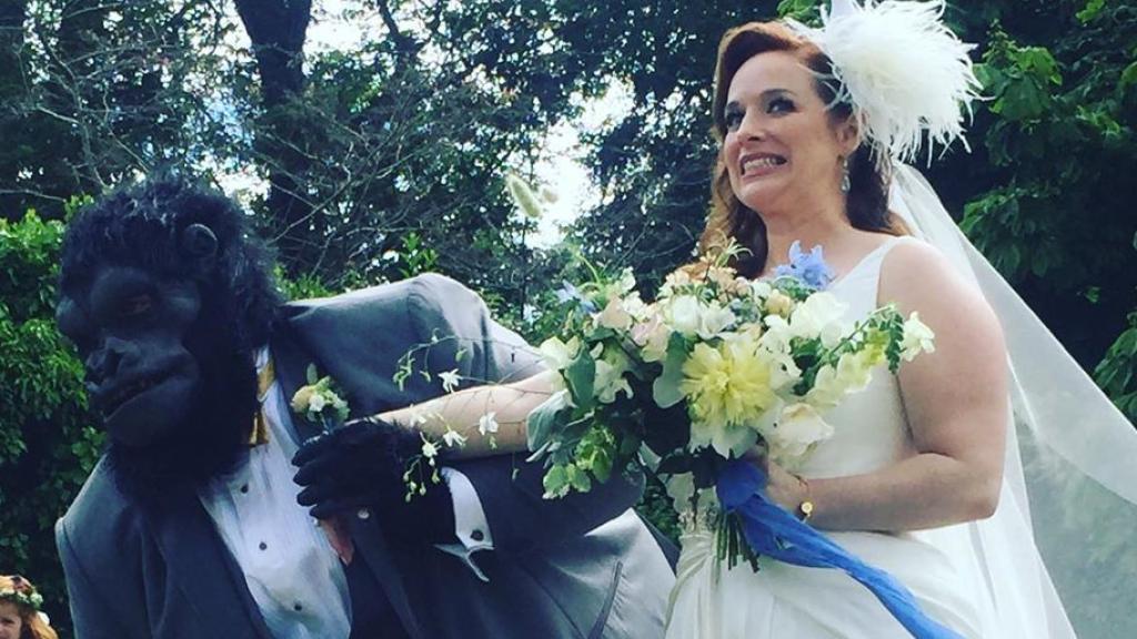 Jorge García y Rebecca Birdsall en el día de su boda.