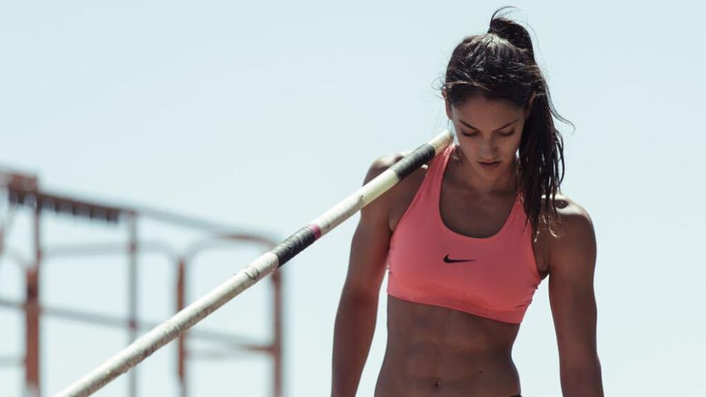 Allison Stokke. Foto: (Instagram @allisonstokke)