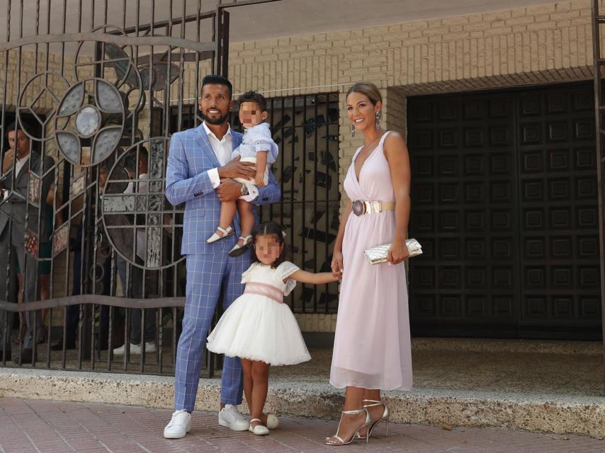 La familia Garay Gorro al completo en la Parroquia Divino Pastor de Móstoles.