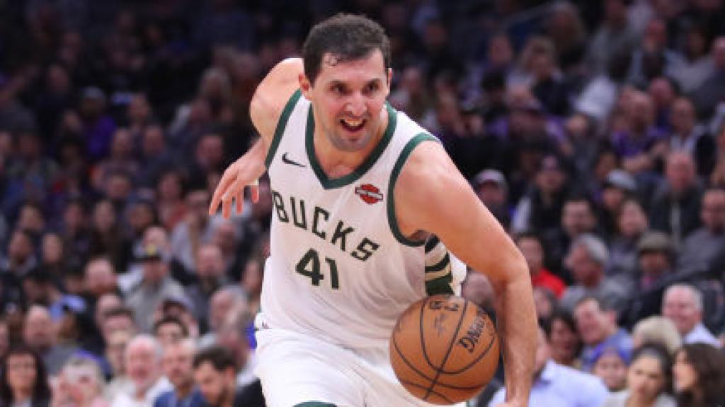 Mirotic, con los Bucks