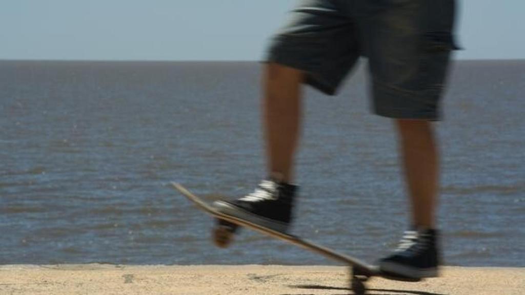 Fallece uno de los cuatro menores tras chocar entre ellos con monopatines en Oropesa