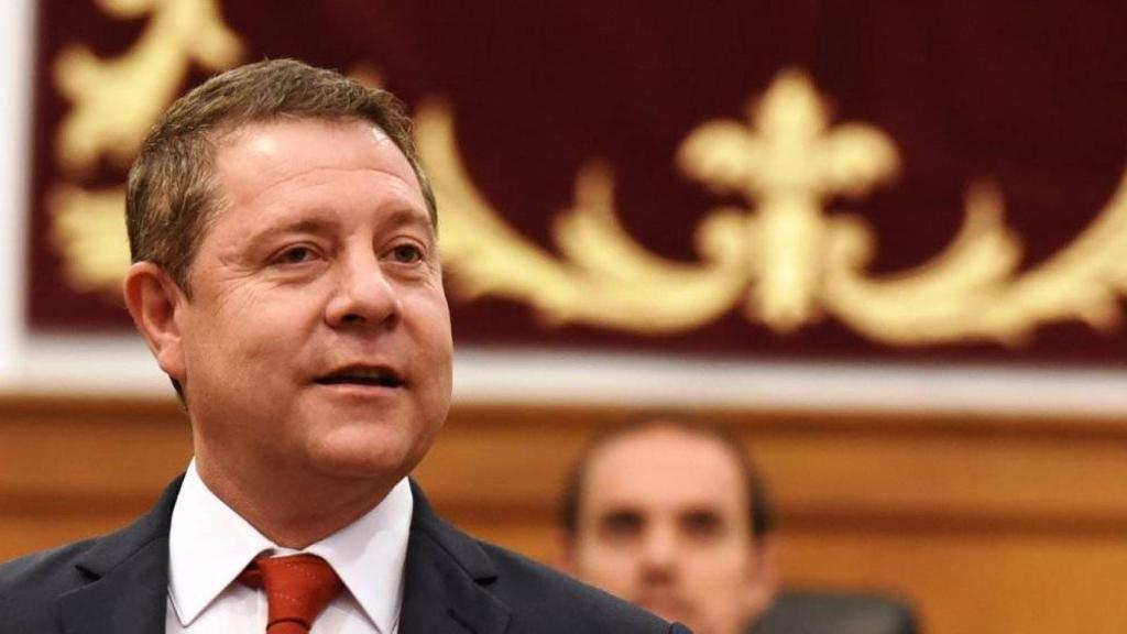 Emiliano García-Page en un momento de su intervención ante el pleno de las Cortes