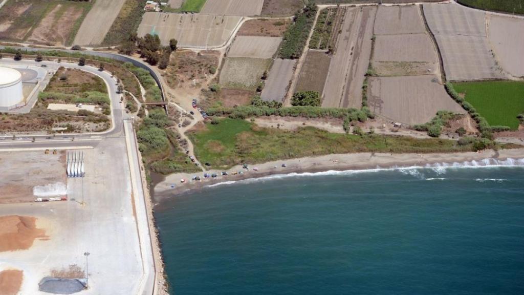 Playa de Azucenas (Motril)