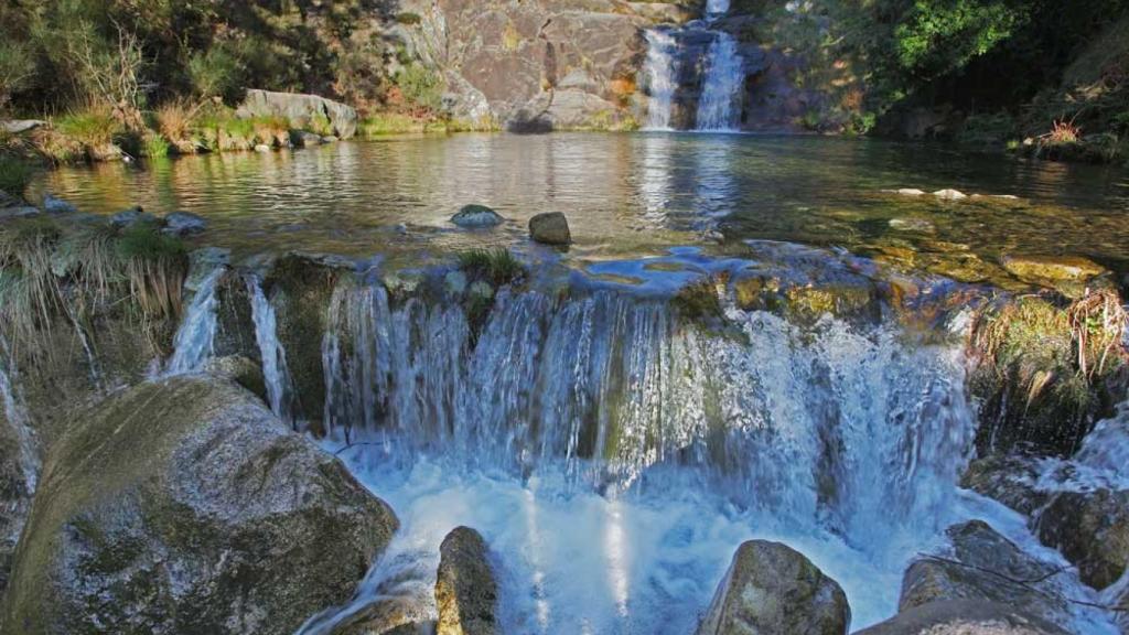 Pozas de Mougás, en Oia