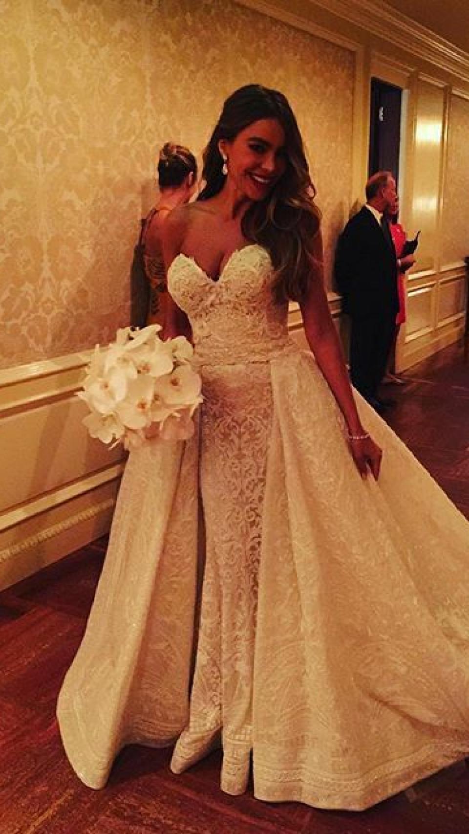 Sofía Vergara, vestida de novia por Zuhair Murad.