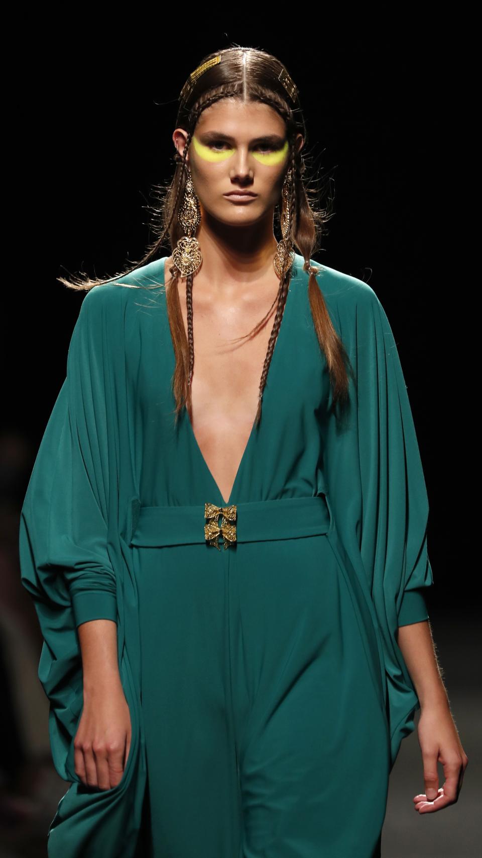 Desfile de Roberto Diz.