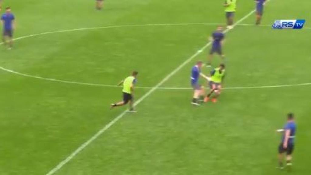 Odegaard durante el primer entrenamiento con la Real Sociedad