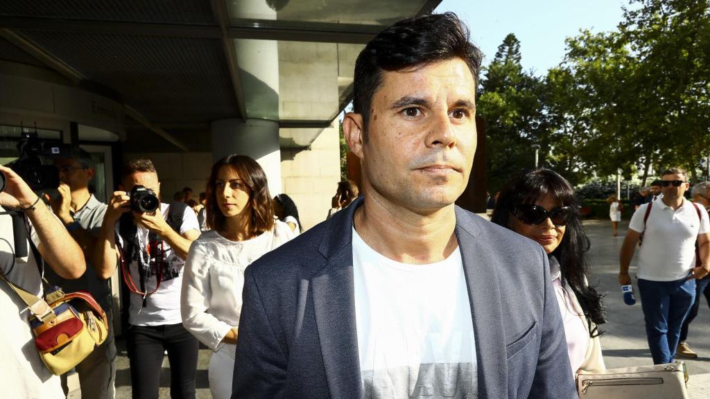 Javier Sánchez Santos, a la salida de los juzgados de Valencia.