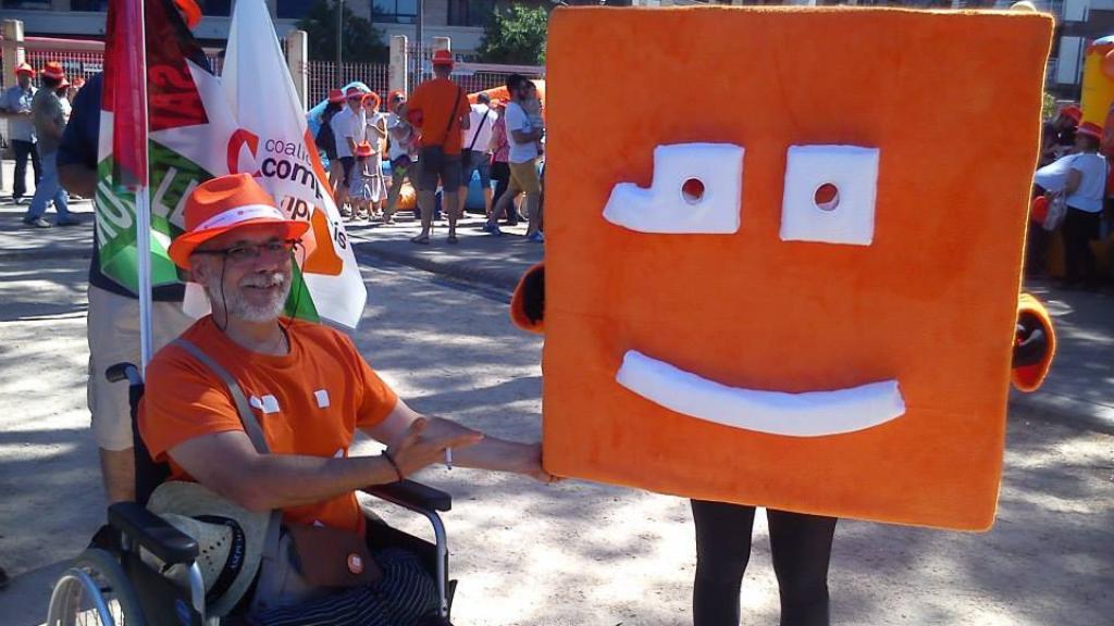 Joan, en uno de los actos de Compromís.