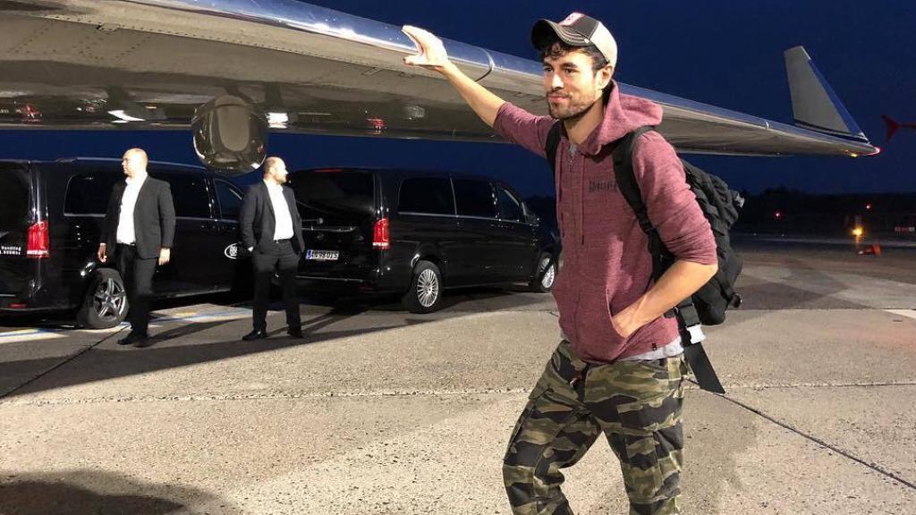 Enrique Iglesias, el hijo pequeño entre Julio Iglesias e Isabel Preysler.