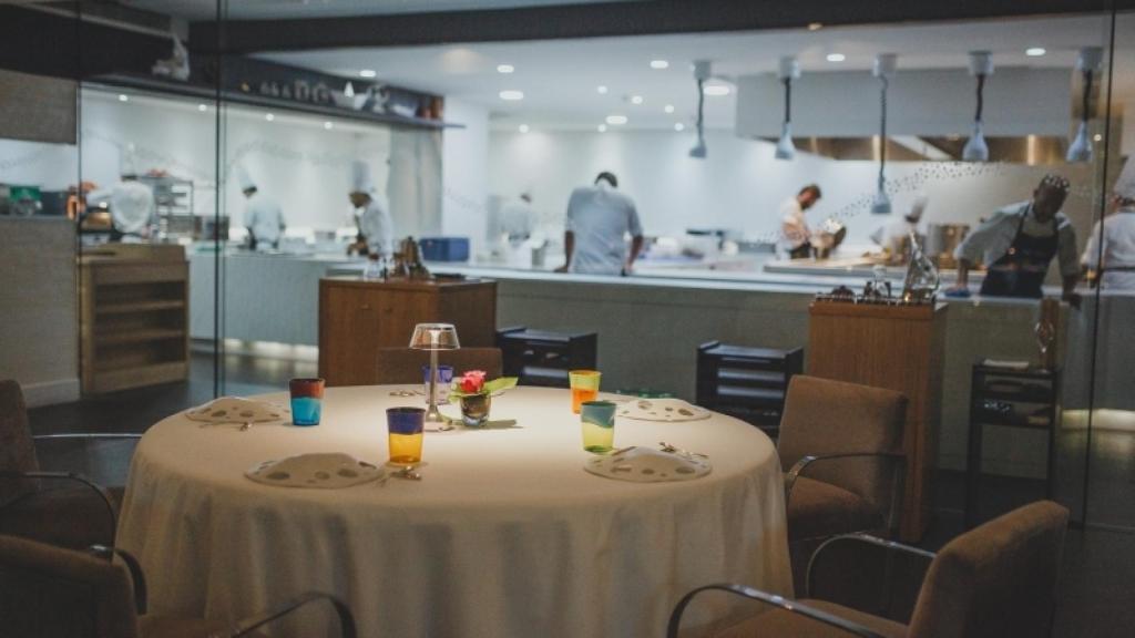 Interior de uno de los mejores restaurantes seleccionados por TripAdvisor.