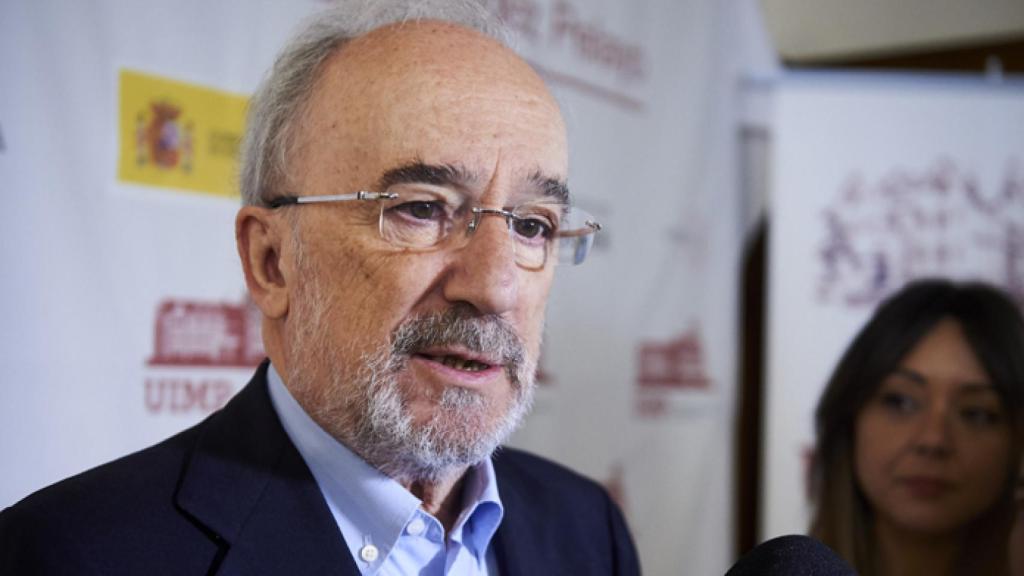 Santiago-Munoz-Machado