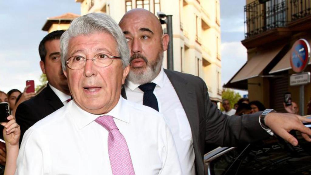 Cerezo llega al asador José María