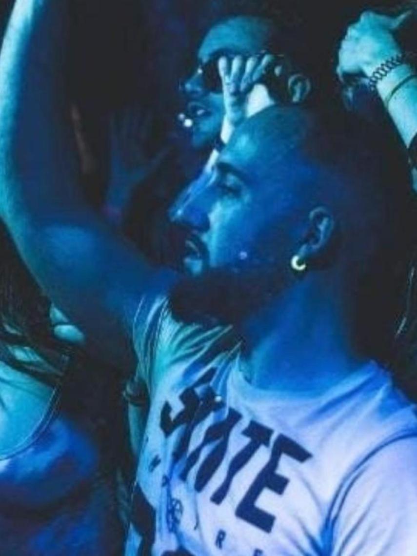 Otra imagen de Alejandro, en un concierto.