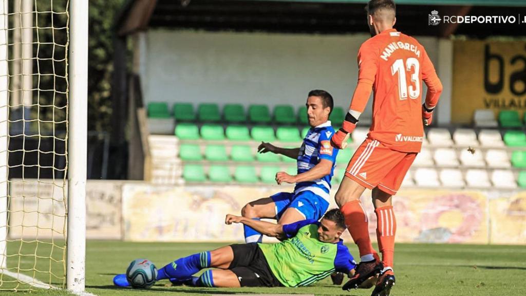 Un Dépor sin brillo supera a la Ponferradina