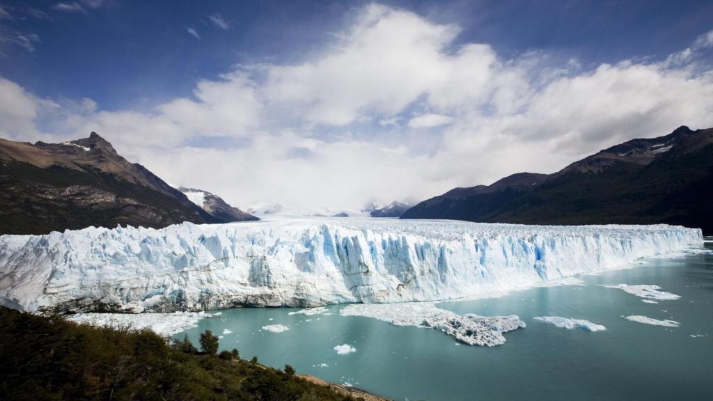 En El Calafate veremos el glaciar Perito Moreno, Patrimonio de la Humanidad.
