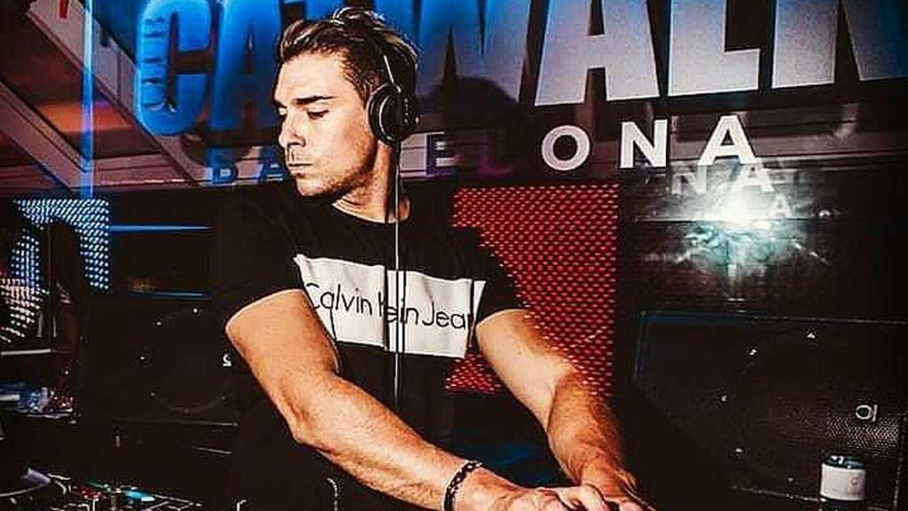 Jacobo Ostos ejerciendo como 'Dj'.