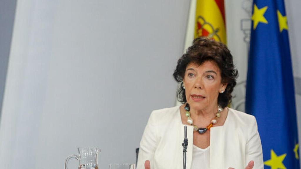 La ministra portavoz, Isabel Celaa, este viernes tras el Consejo de Ministros.