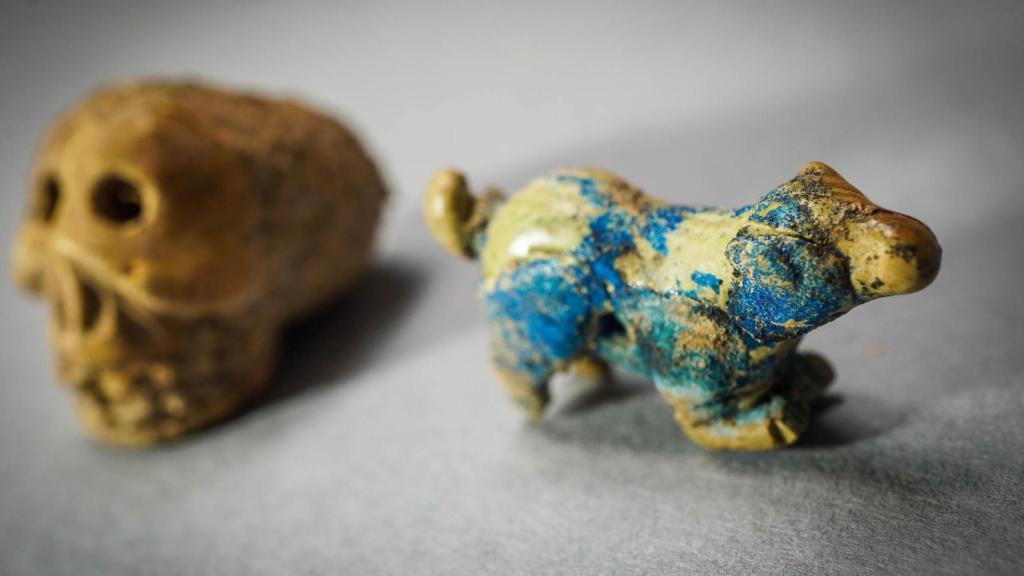 Uno de los amuletos que han sido restaurados.