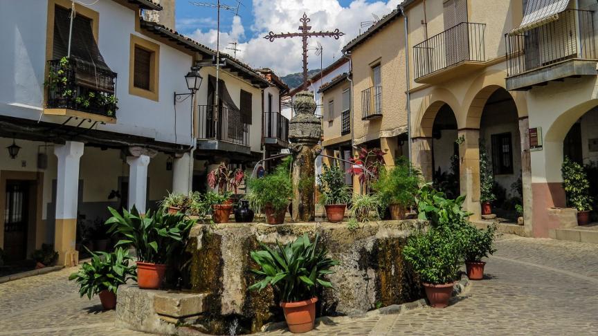 Fuente y plazuela de los 3 chorros.