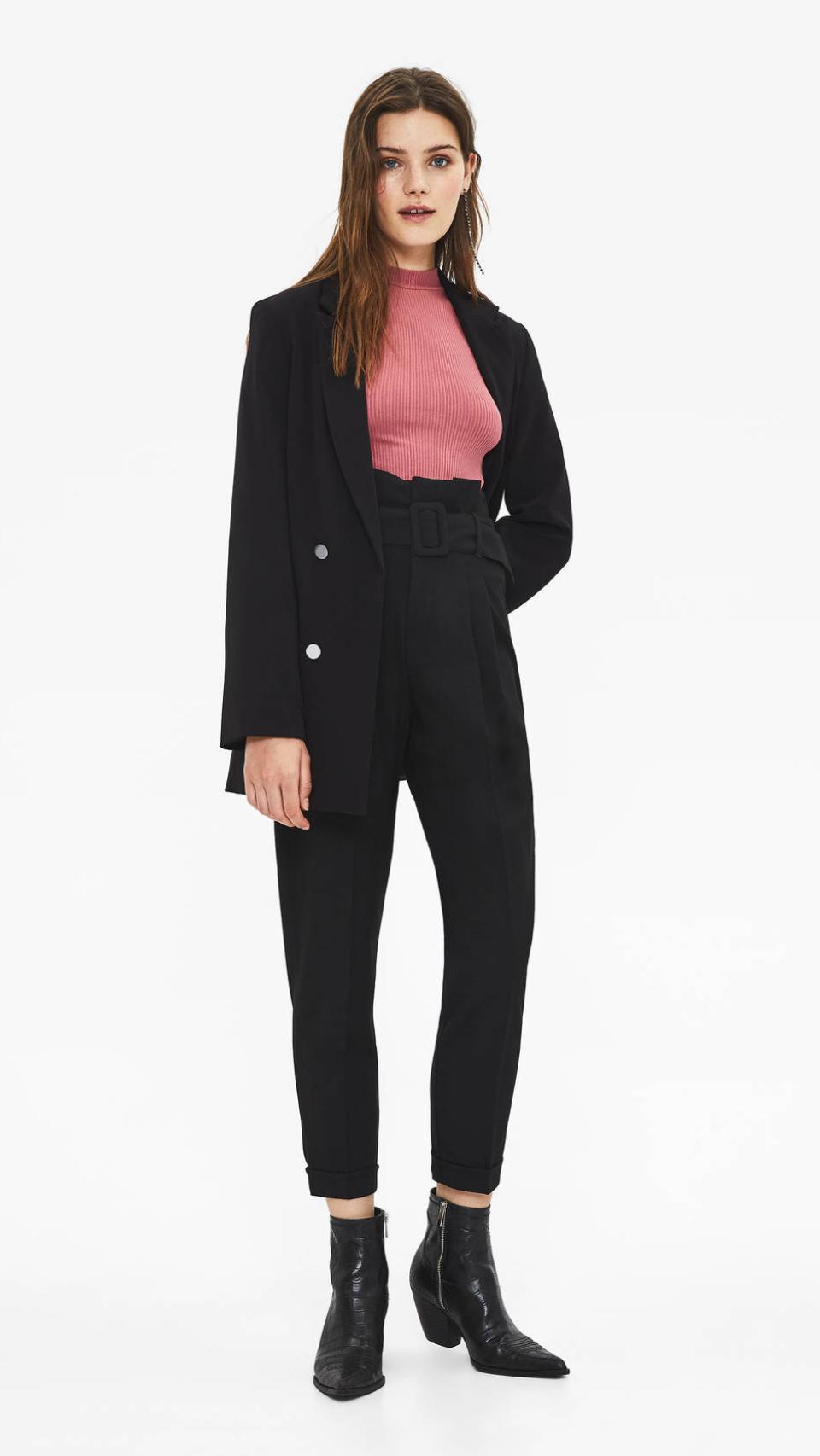 El pantalón de Bershka.