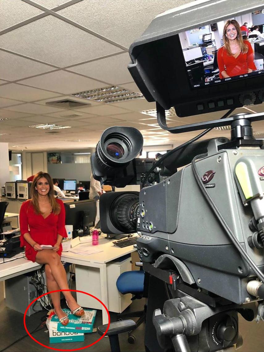 Publicación de Cristina Plaza donde se puede apreciar el truco que utilizan los reporteros.