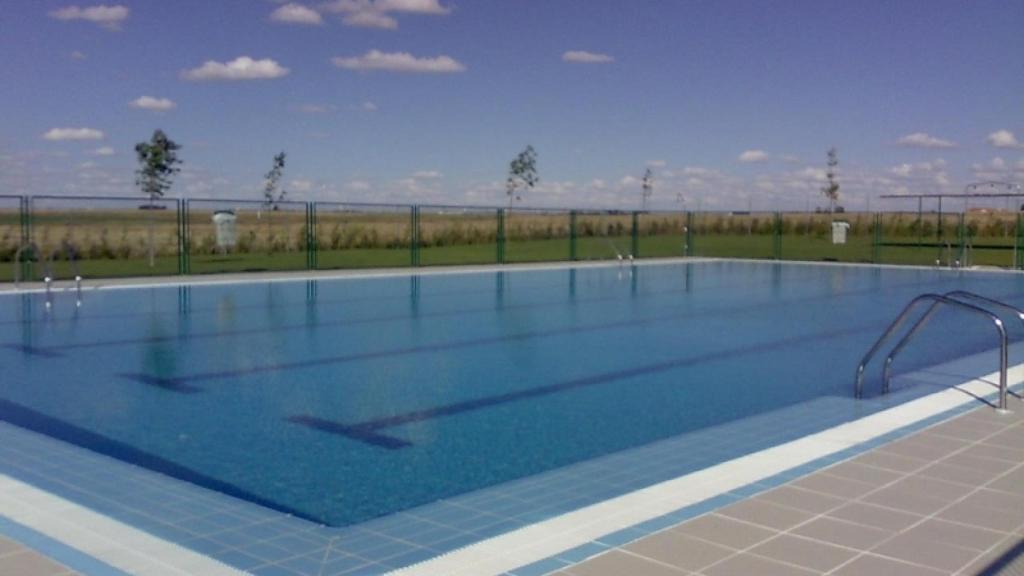 Piscina pública de Fuenteguinaldo.