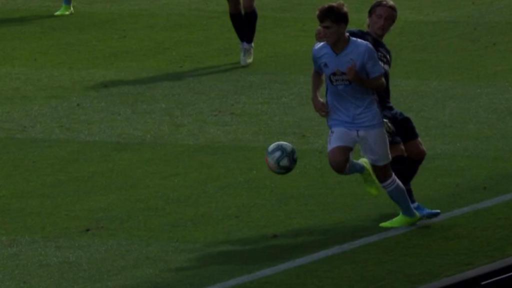 La acción que le costó la expulsión a Modric ante el Celta