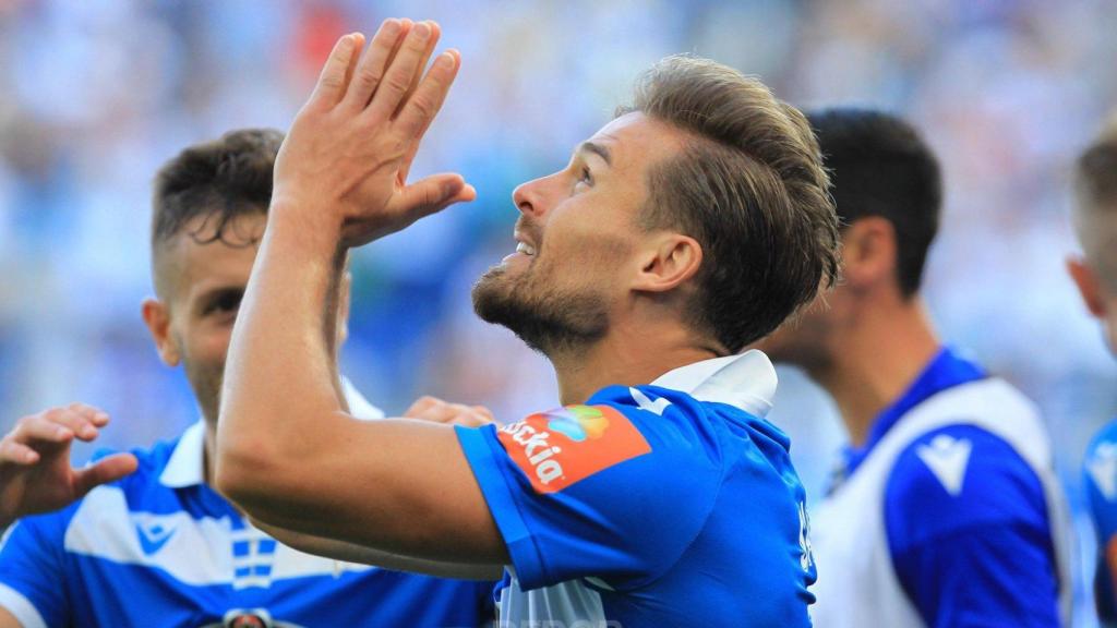 El gol de Christian Santos no garantiza su continuidad en el Dépor