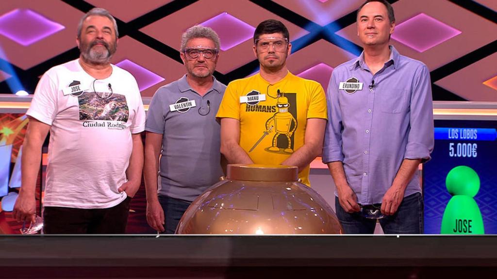 Equipo de Los Lobos en 'Boom'.