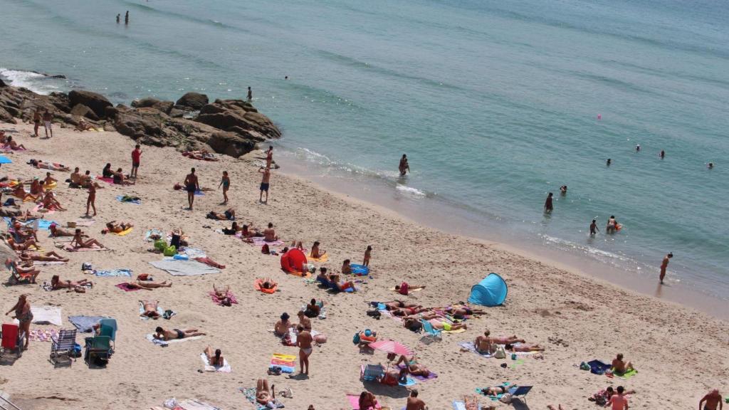 Playa de Matadero en una jornada calurosa