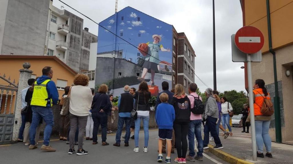 Imagen de uno de los grafitis pintado en Cambre