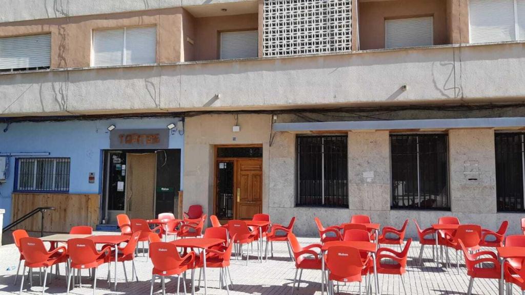 Portal de la casa en la que vivían Germán y Aroha, en pleno centro de Caudete.