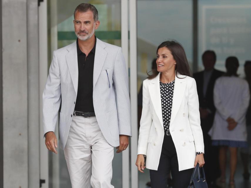 El rey Felipe y la reina Letizia han visitado el rey este domingo.