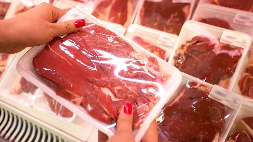 La carne es uno de los alimentos más ricos en colina.