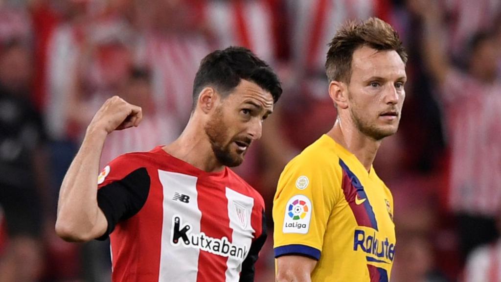 Aduriz y Rakitic, en el Athletic - Barcelona