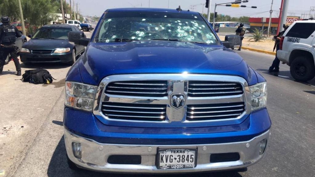 Paso fronterizo de EEUU a Nuevo Laredo en México.