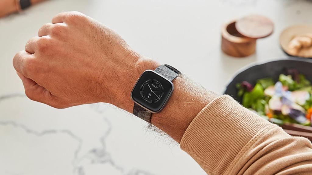 Fitbit Versa, uno de los modelos compatibles